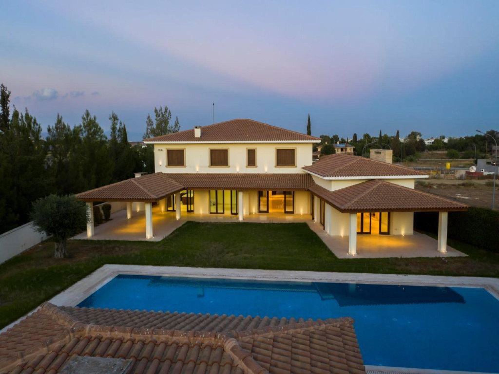 For Sale, House, Nicosia, Strovolos, 3,128m², €4,500,000