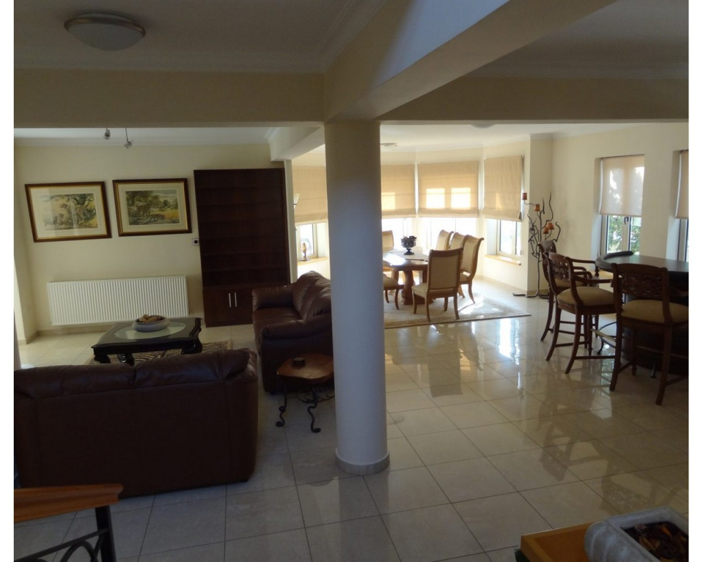 For Rent, House, Detached House, Nicosia, Strovolos, Strovolos, 301 m², 368 m², EUR 2,400