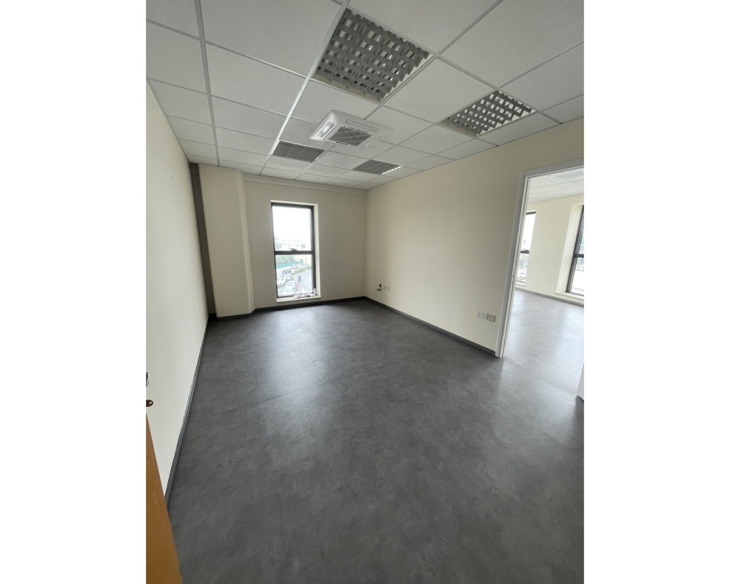 For Rent, Office, Limassol, Potamos Germasogeias, 225m², €7,000