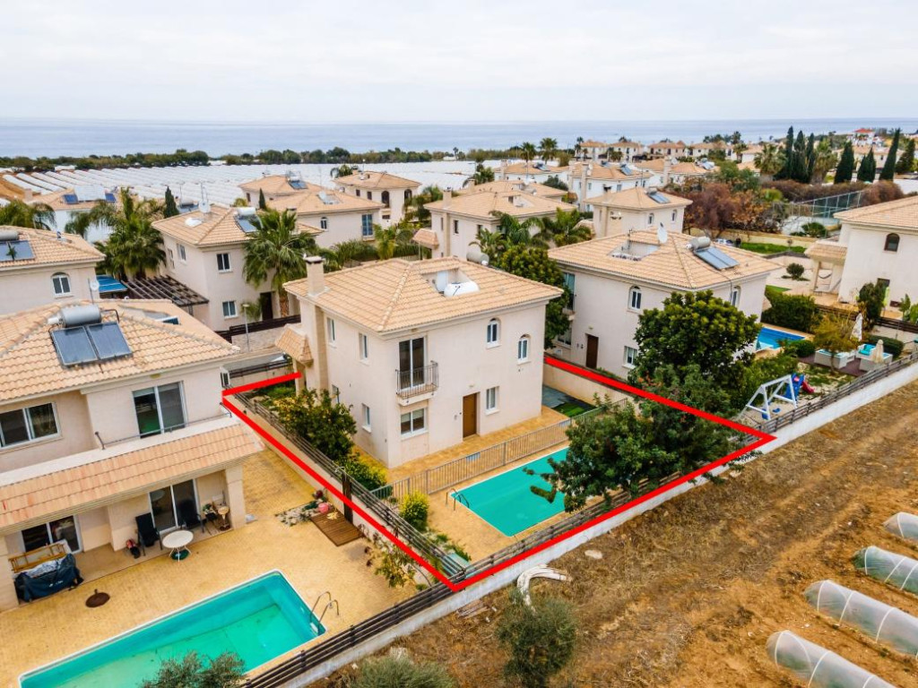 For Sale, House, Detached House, Famagusta, Paralimni, 124 m², 309 m², EUR 330,000